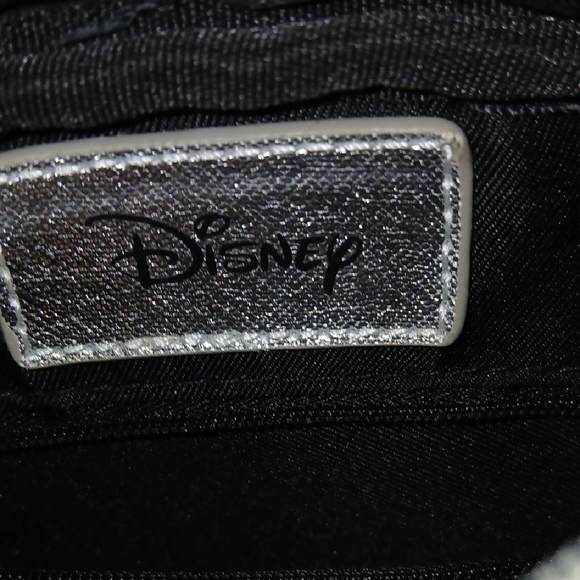 Danielle Nicole Silver Minnie Mouse Crossbody Bag - Picture 7 of 9